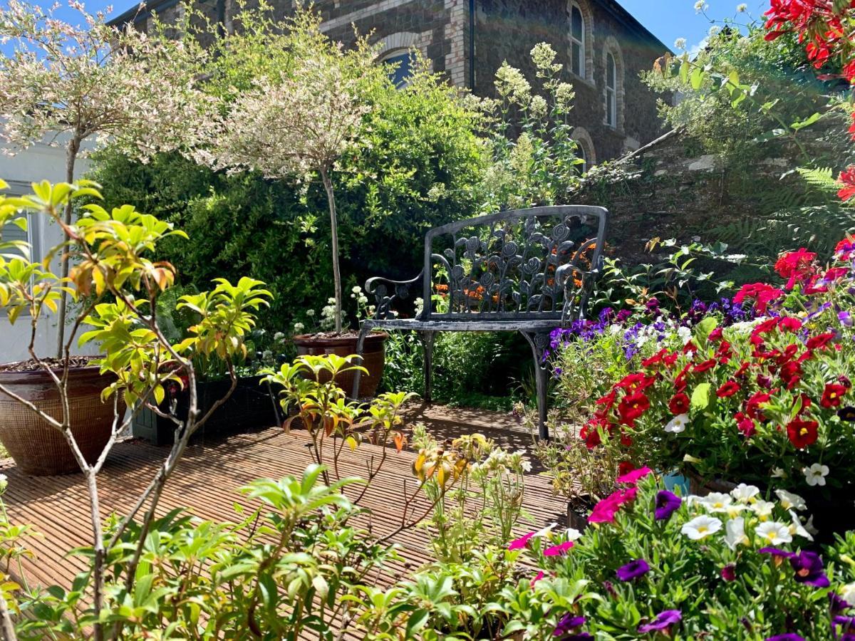 The Earlsdale Bed And Breakfast Ilfracombe Bagian luar foto
