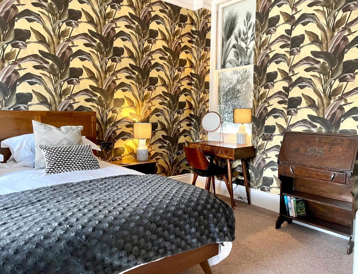 The Earlsdale Bed And Breakfast Ilfracombe Bagian luar foto
