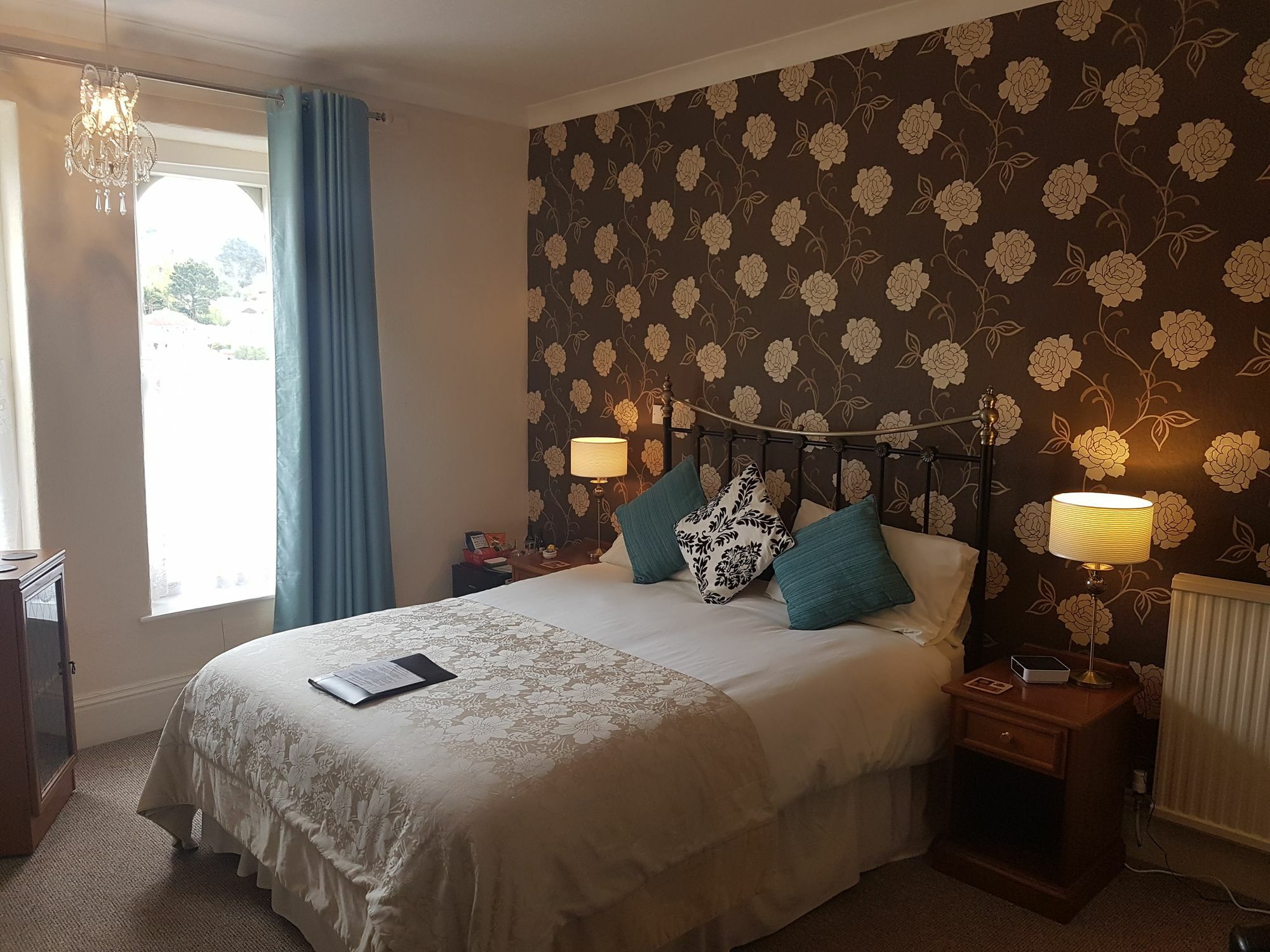 The Earlsdale Bed And Breakfast Ilfracombe Bagian luar foto