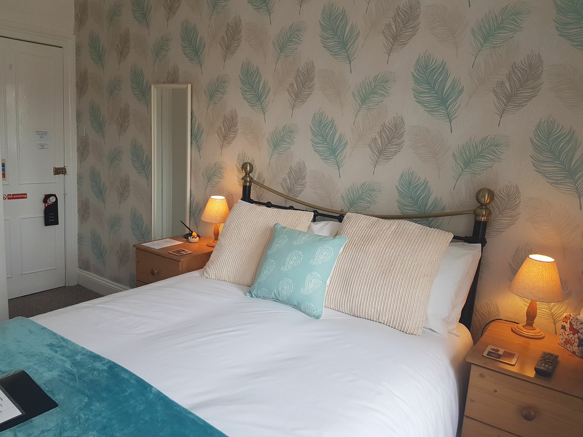 The Earlsdale Bed And Breakfast Ilfracombe Bagian luar foto