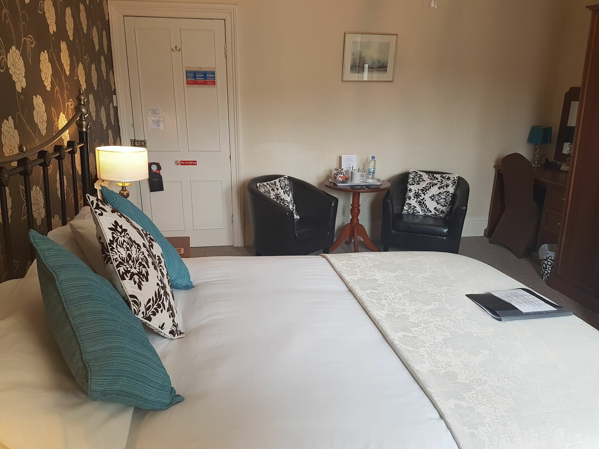 The Earlsdale Bed And Breakfast Ilfracombe Bagian luar foto